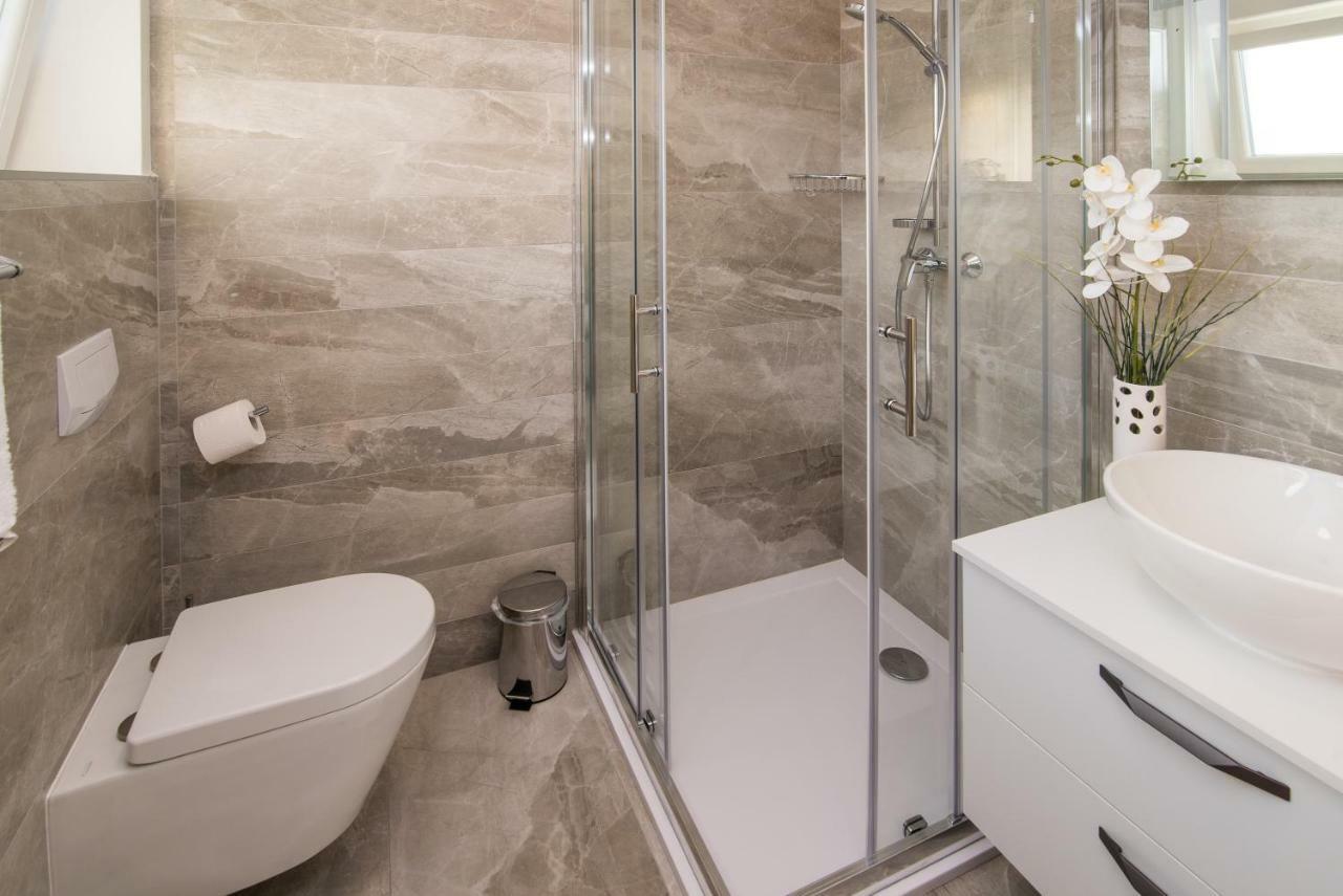 Luxury Apartment Imperia Krk Town Esterno foto