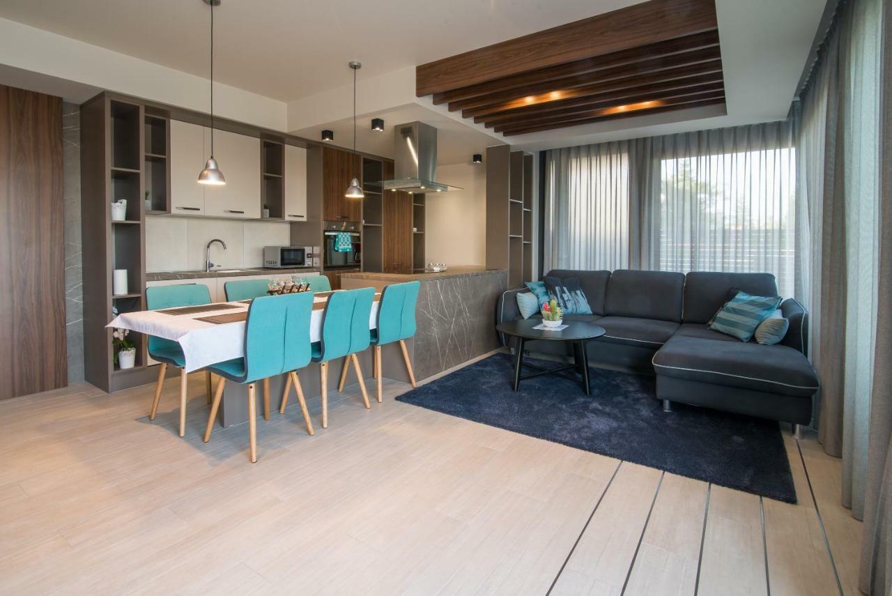Luxury Apartment Imperia Krk Town Esterno foto